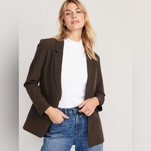 Brand new NWOT Brown women’s blazer with real pockets m, stretchy material